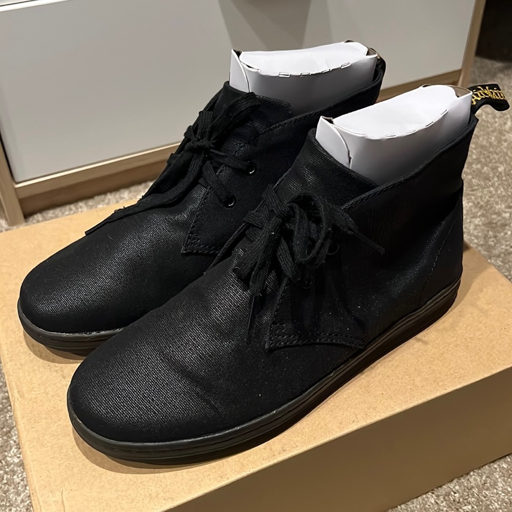 Minimally worn, like new Dr Martens Airwair size 12 Mens shoe